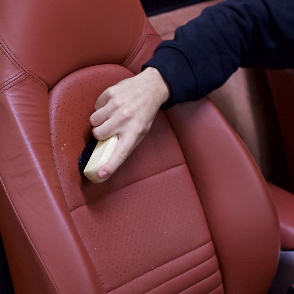 LIMPA ESTOFOS PELE 500ml